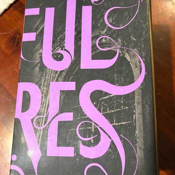 Beautiful Creatures Book Set - Picture 7 of 7